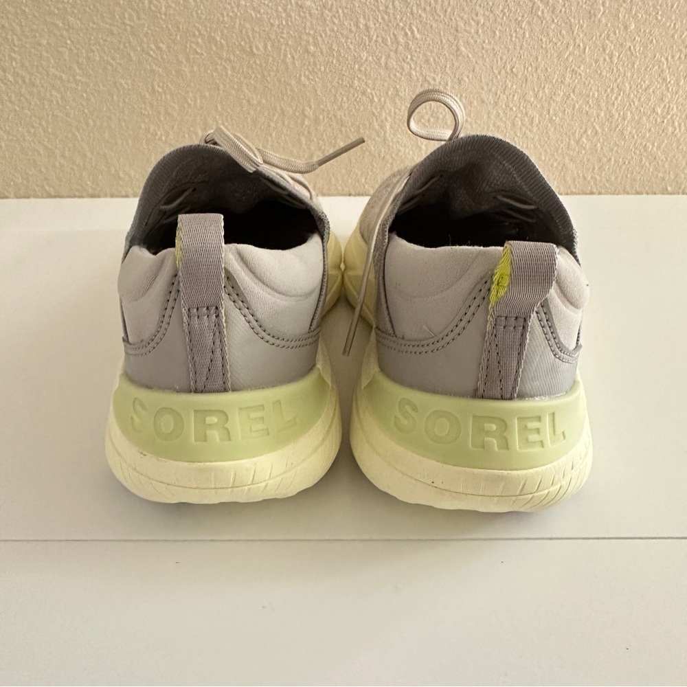 NWOT Sorel Women's Explorer Blitz Stride Lace Sneakers in Grey & White sz US 9.5 - Picture 11 of 16